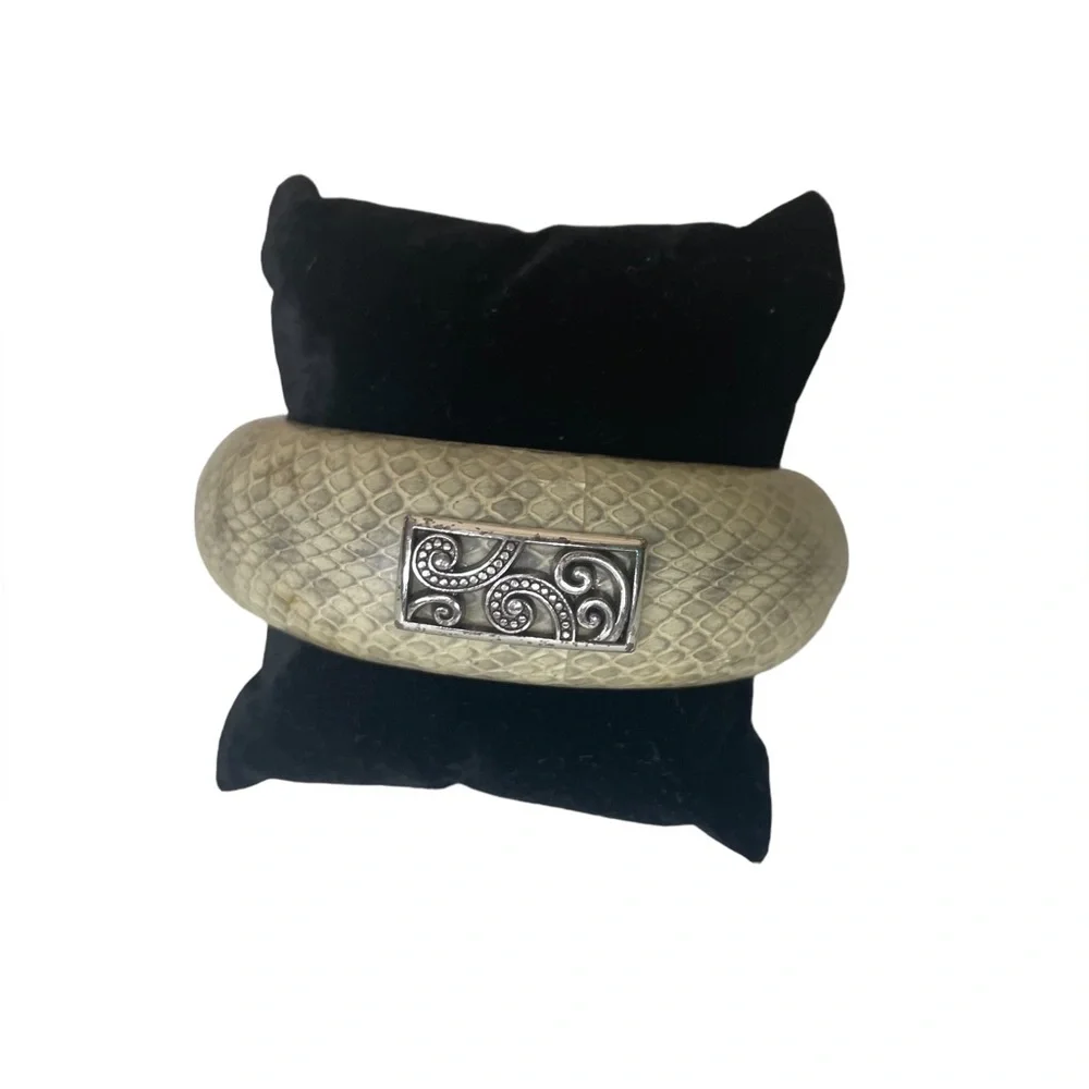 NEW! Brighton “Animal Instinct” Necklace and Bracelet Set - Picture 7 of 9